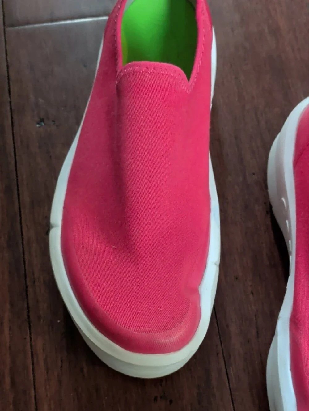 OOFOS Women's Slip-On Sneakers in Bright Pink with White Sole - Picture 6 of 14